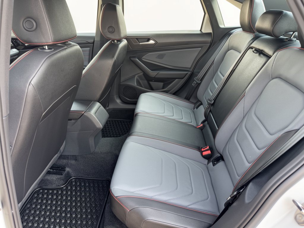 Certified 2025 Volkswagen Jetta GLI Autobahn FWD image 25