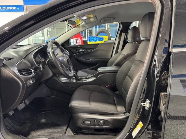 Used 2021 Chevrolet Malibu LT w/ Redline Edition image 7