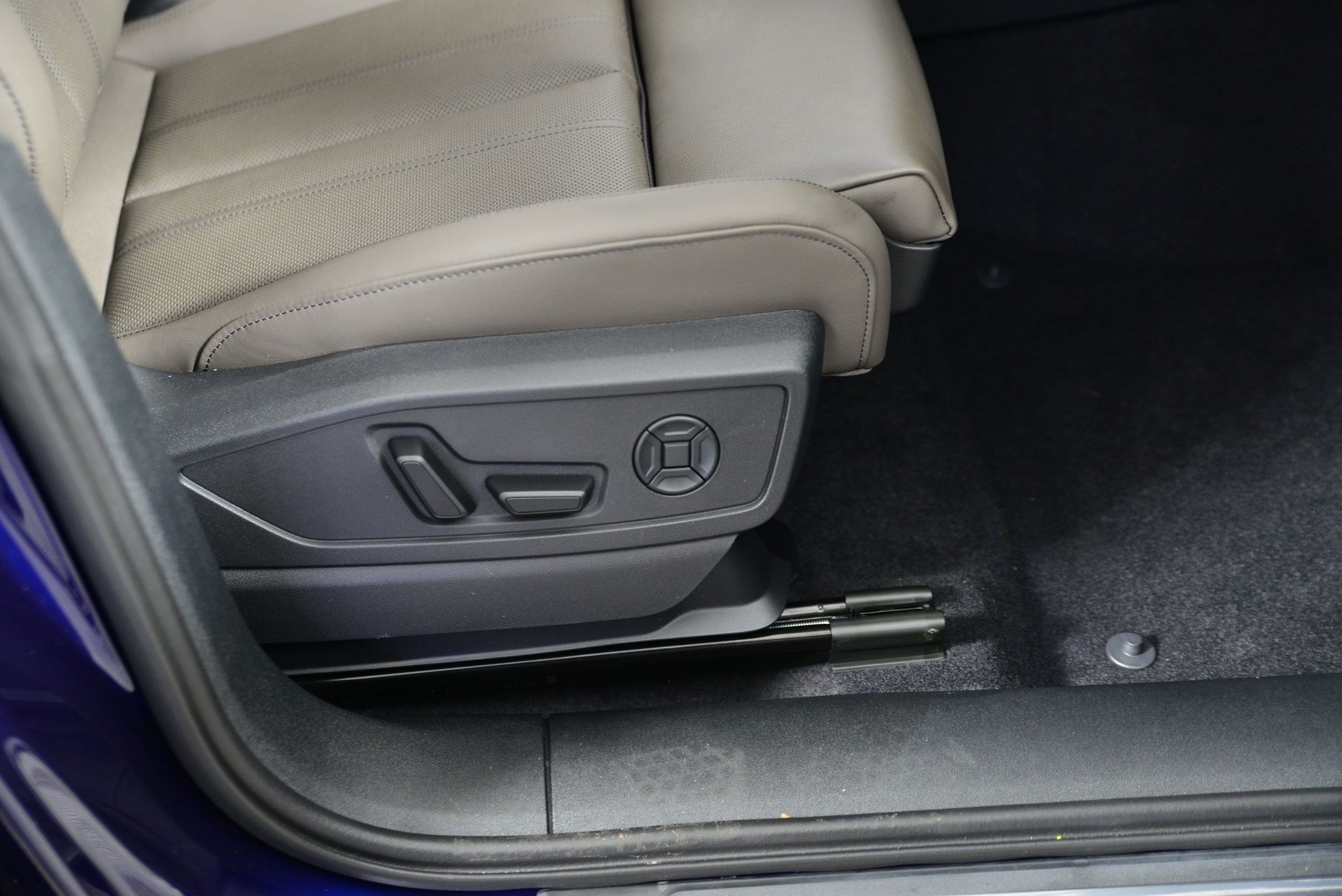 New 2025 Audi Q5 Premium AWD/4WD image 10