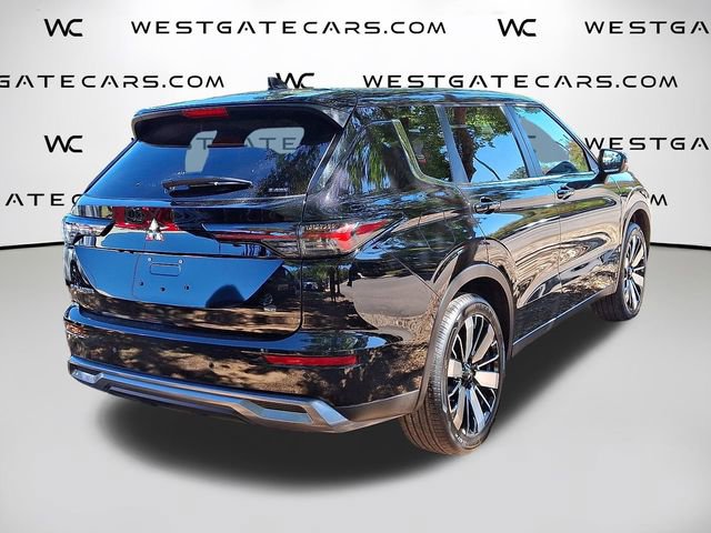 New 2025 Mitsubishi Outlander SE image 5