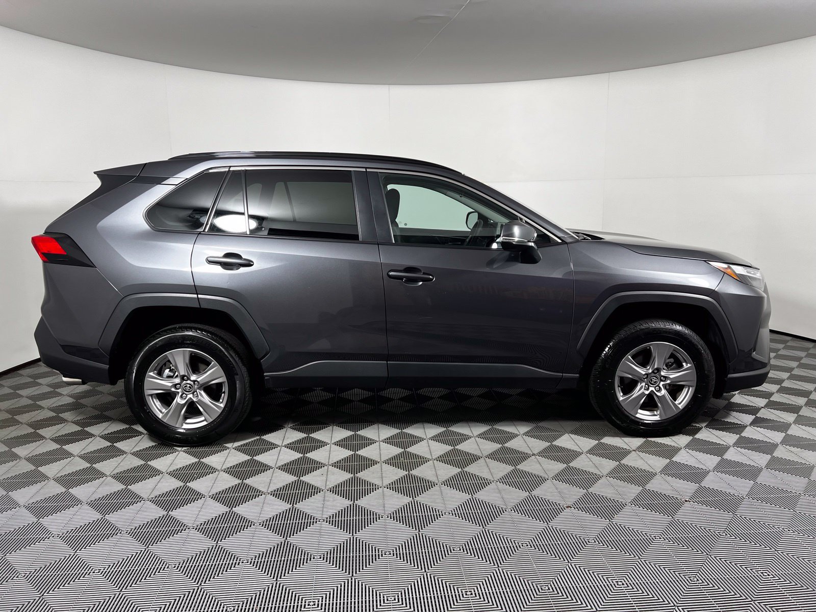 Certified 2025 Toyota RAV4 XLE FWD image 4