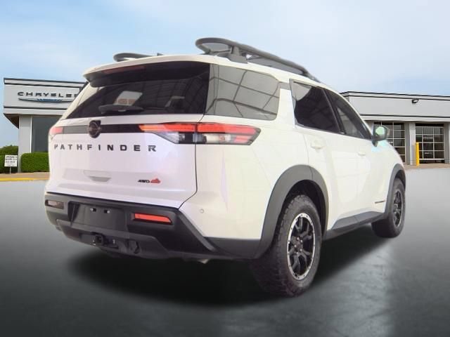 Used 2026 Nissan Pathfinder Rock Creek AWD/4WD image 5