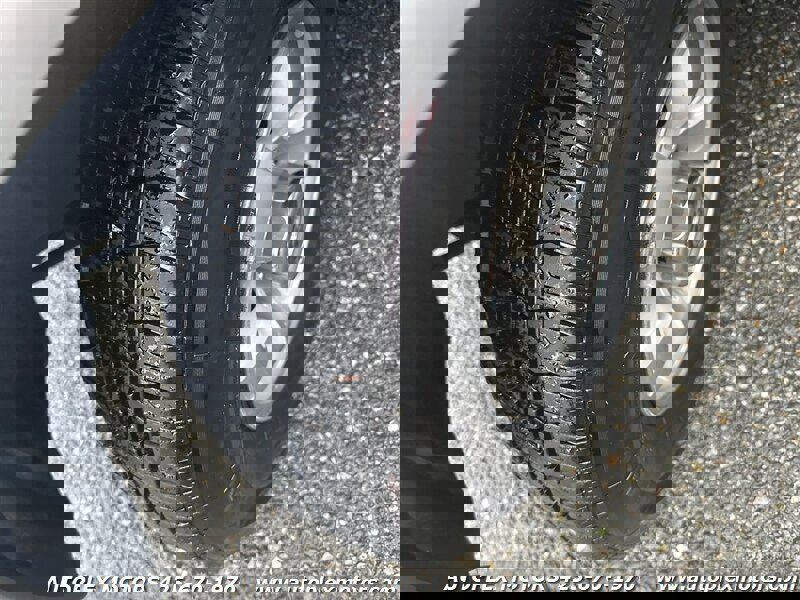 Used 1999 Nissan Pathfinder LE image 15