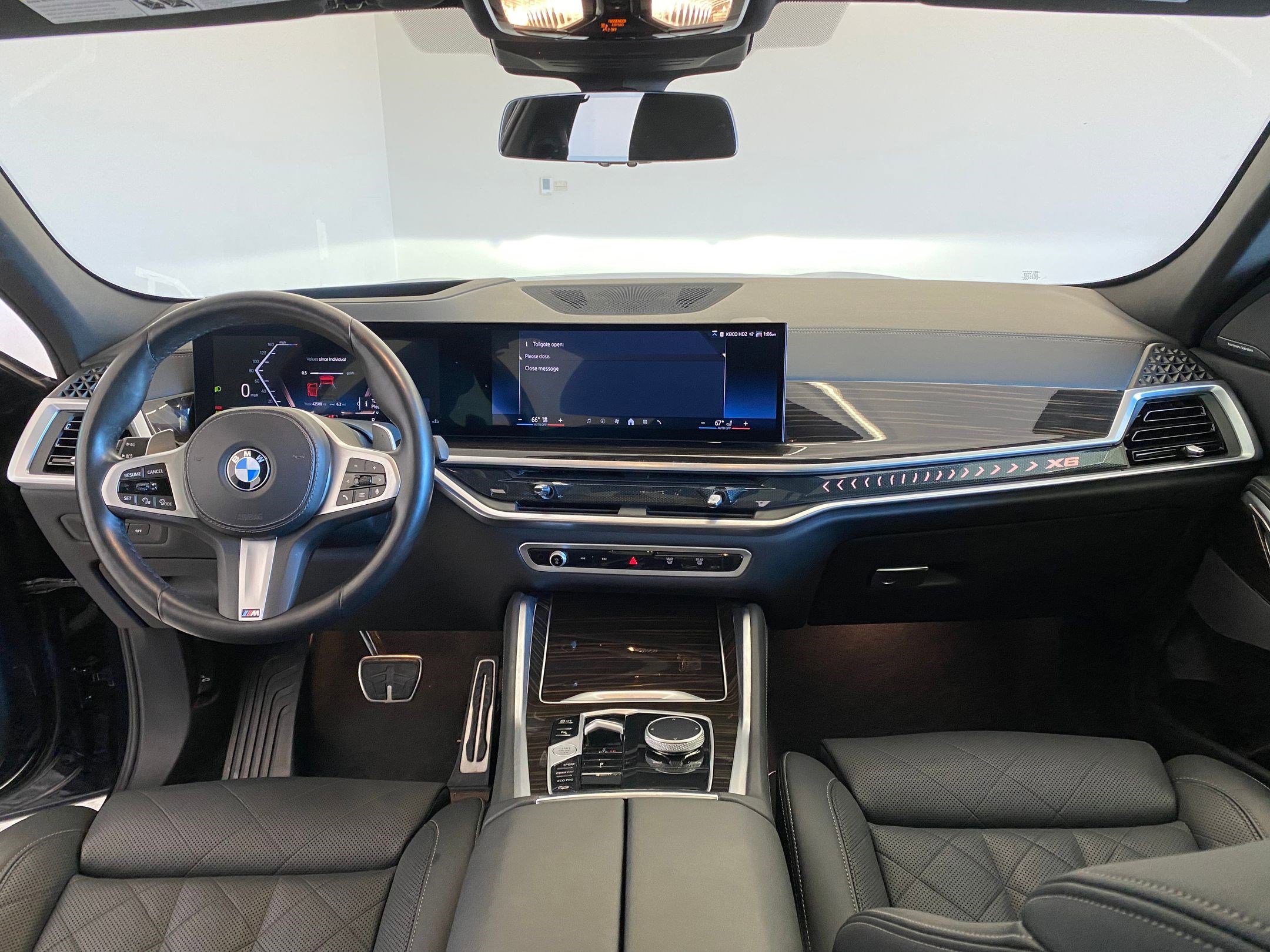 Certified 2025 BMW X6 xDrive40i image 16