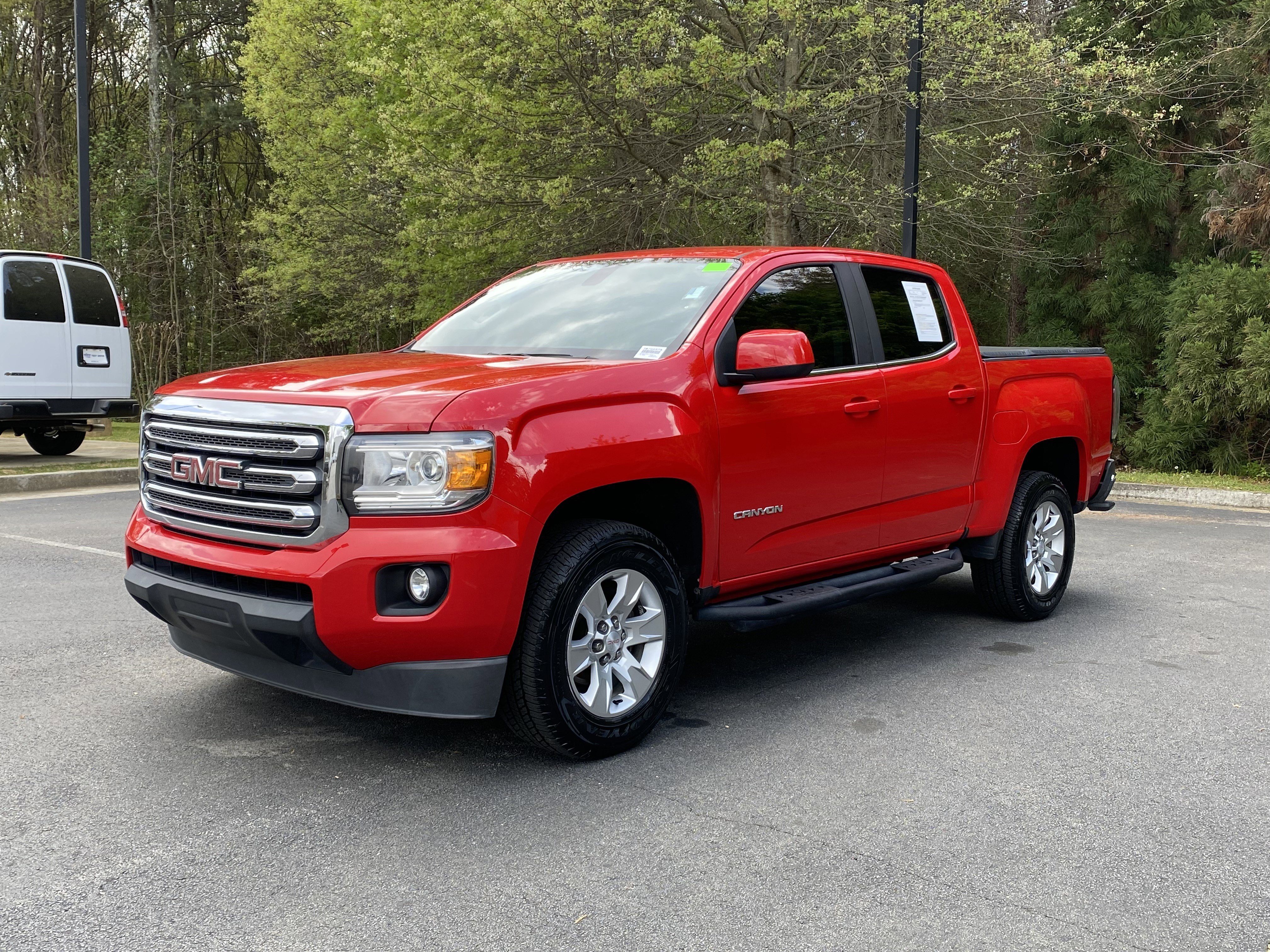 Used 2018 GMC Canyon SLE image 5
