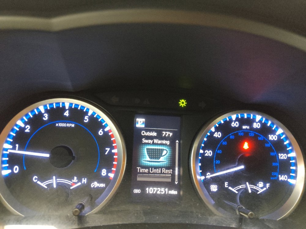 Used 2017 Toyota Highlander LE image 23