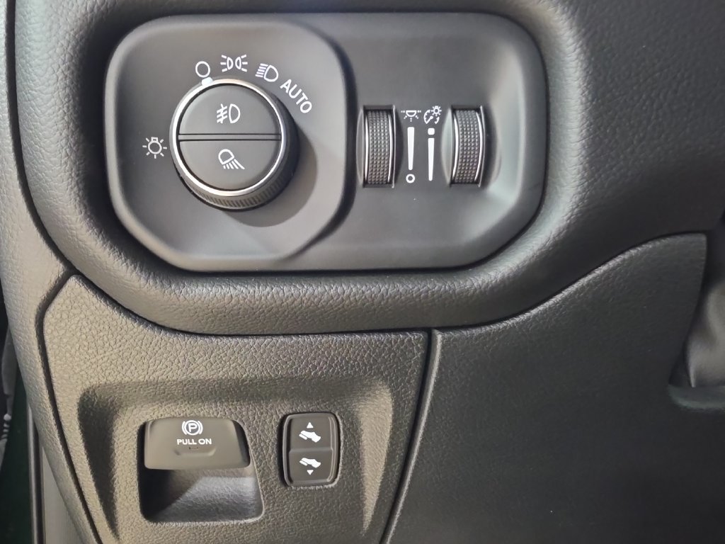 New 2026 RAM 1500 Big Horn AWD/4WD image 23