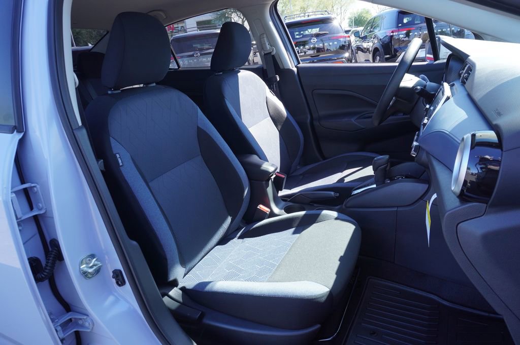 New 2025 Nissan Versa SV w/ Trunk Package FWD image 12