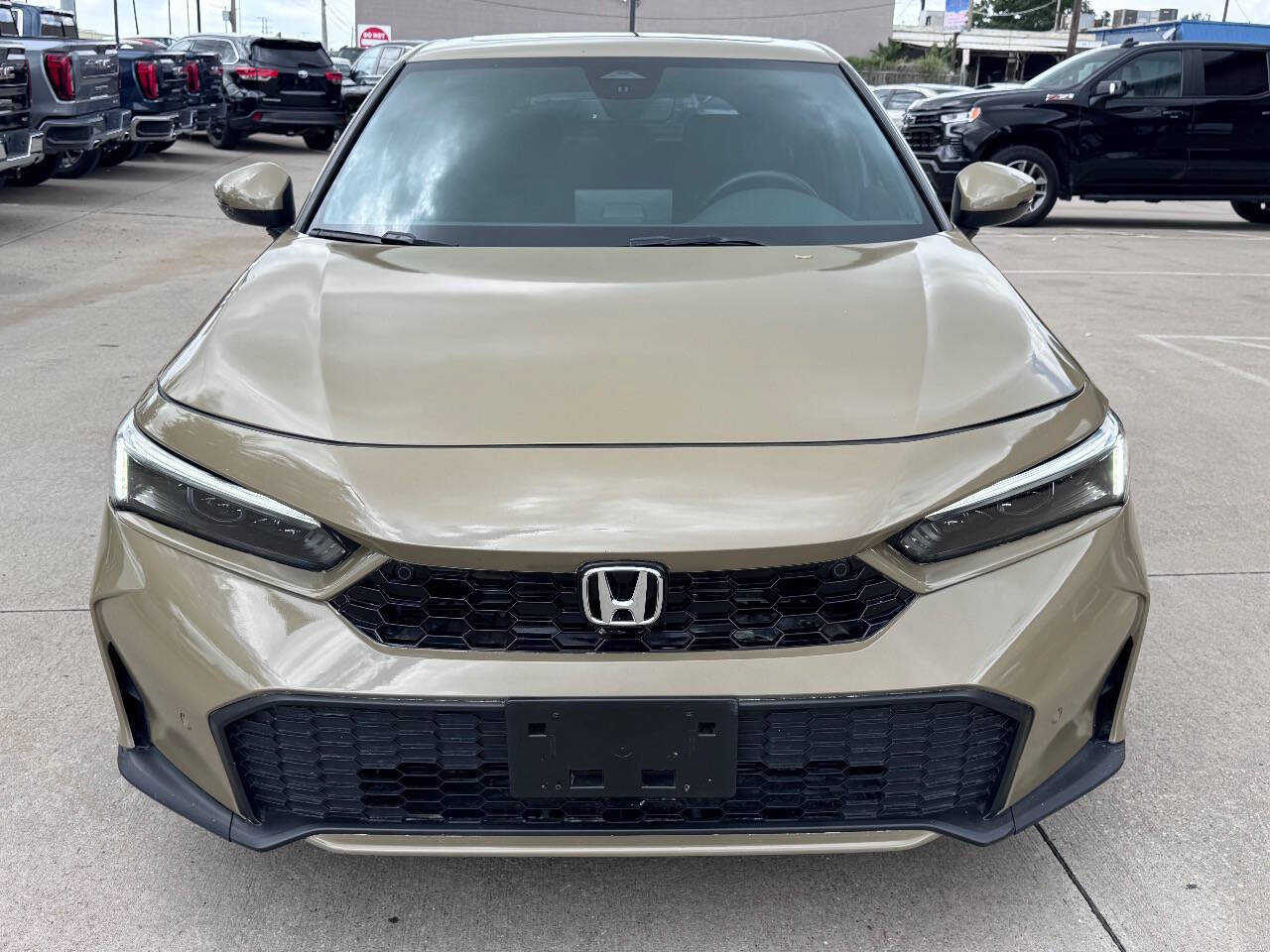 Used 2025 Honda Civic Sport Touring image 2
