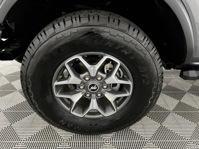 Used 2023 Ford Bronco Badlands image 11