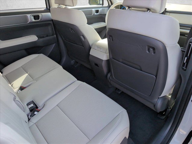 New 2027 Hyundai Santa Fe SEL FWD image 30