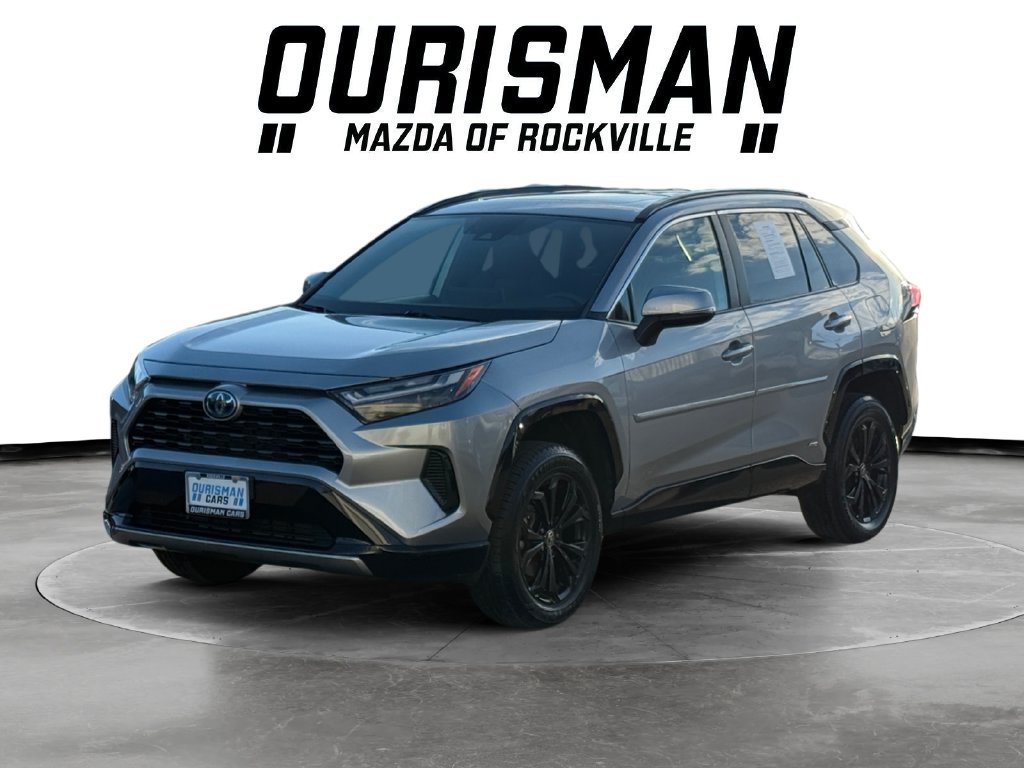 Used 2022 Toyota RAV4 SE w/ Convenience Package AWD/4WD image 2