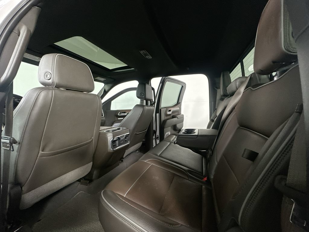 Used 2023 GMC Sierra 1500 Denali w/ Denali Reserve Package AWD/4WD image 15