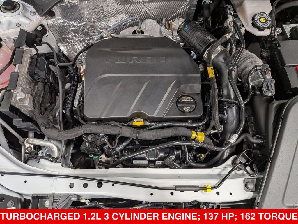 Used 2025 Chevrolet Trax LT w/ Driver Confidence Package FWD image 35