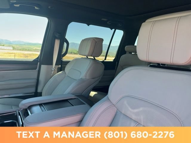 New 2026 Jeep Grand Wagoneer Summit AWD/4WD image 15