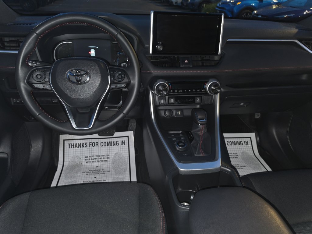 Used 2025 Toyota RAV4 SE AWD/4WD image 24