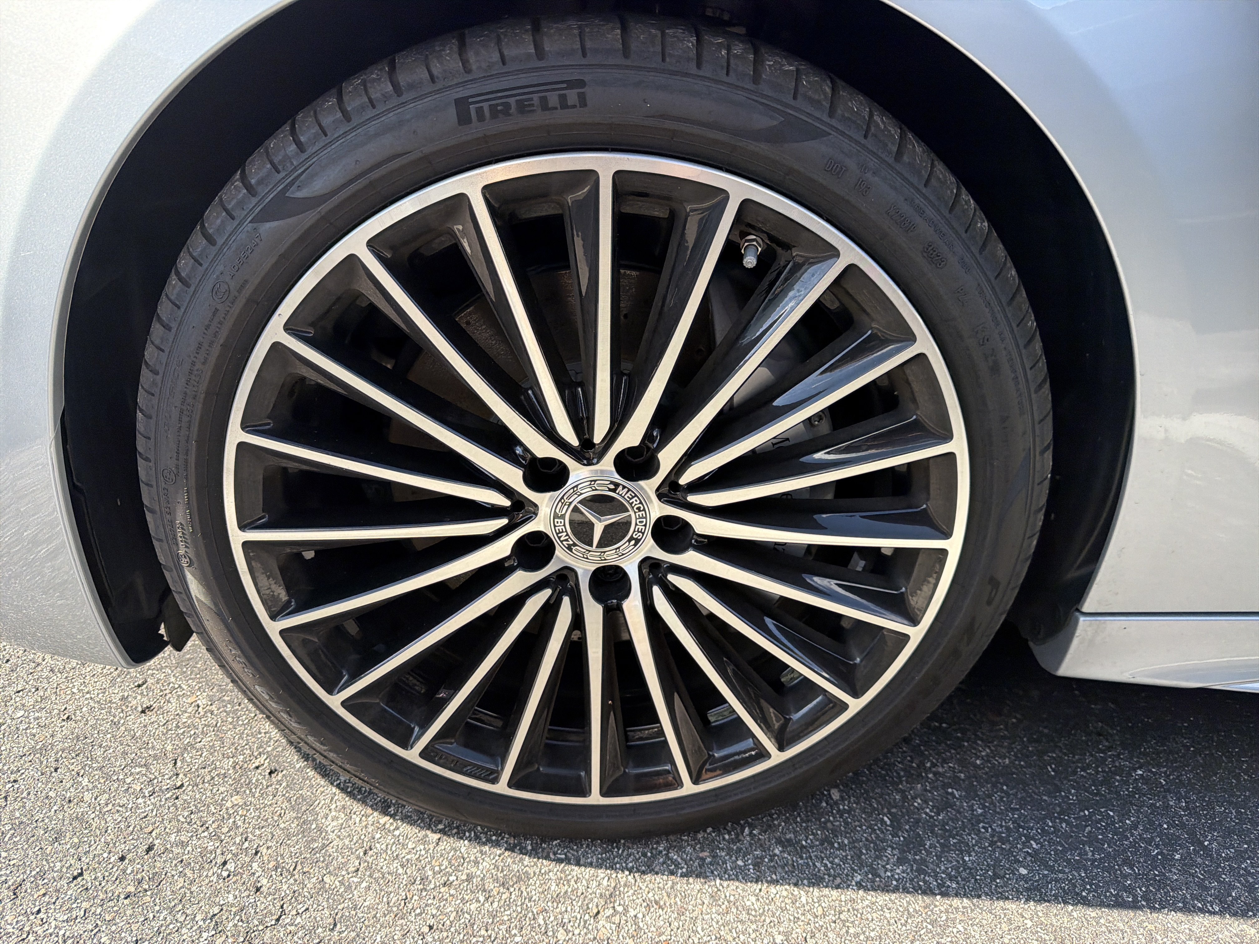 Used 2024 Mercedes-Benz C 300 Sedan image 4