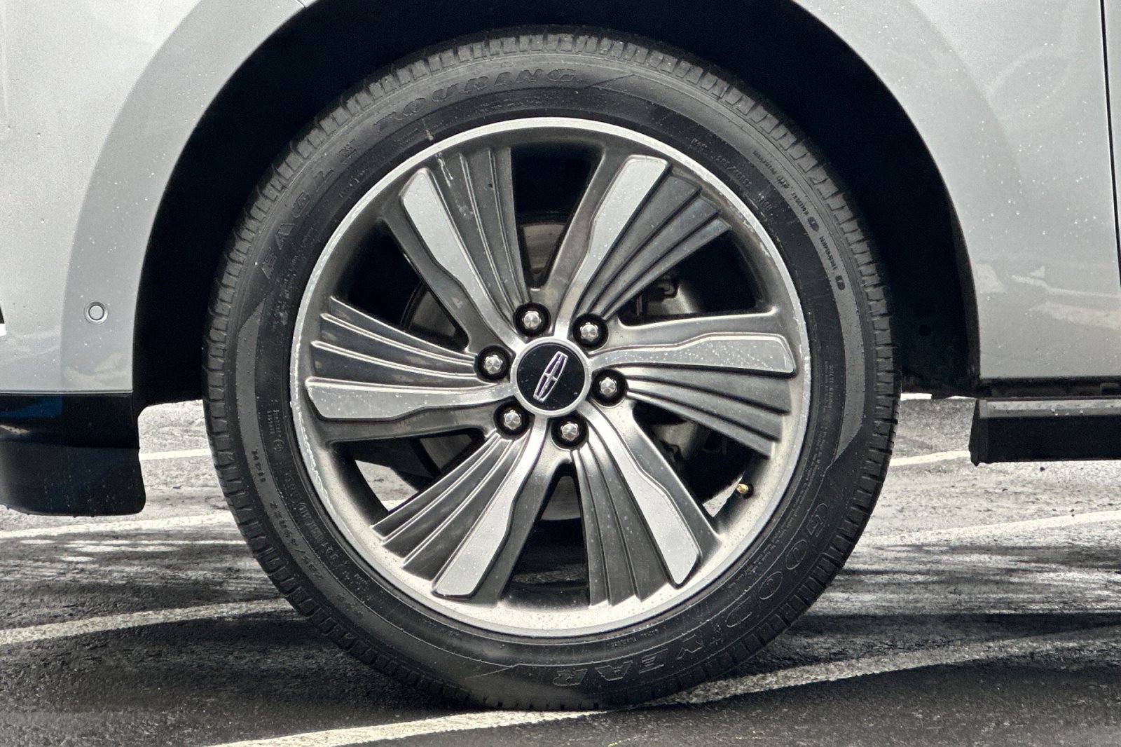 Used 2019 Lincoln Navigator Reserve image 28