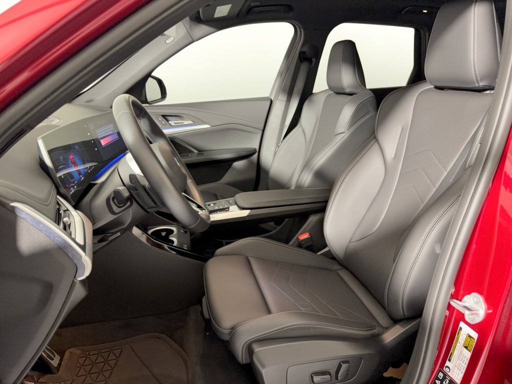 Used 2026 BMW X1 xDrive28i w/ M Sport Package AWD/4WD image 5
