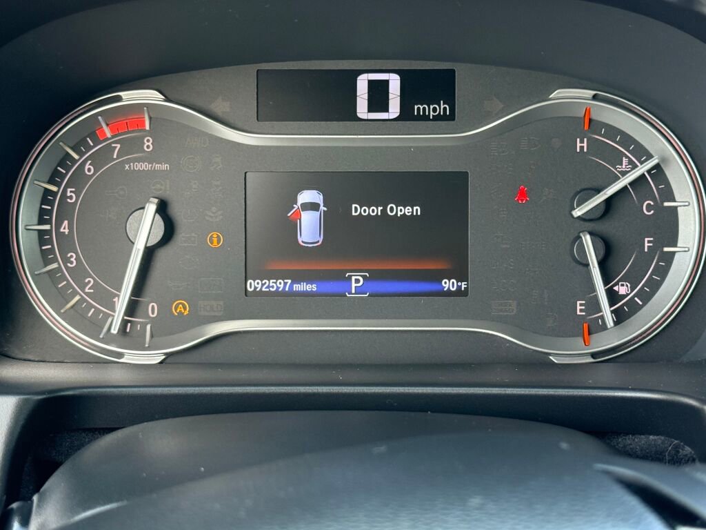 Used 2016 Honda Pilot Touring image 29