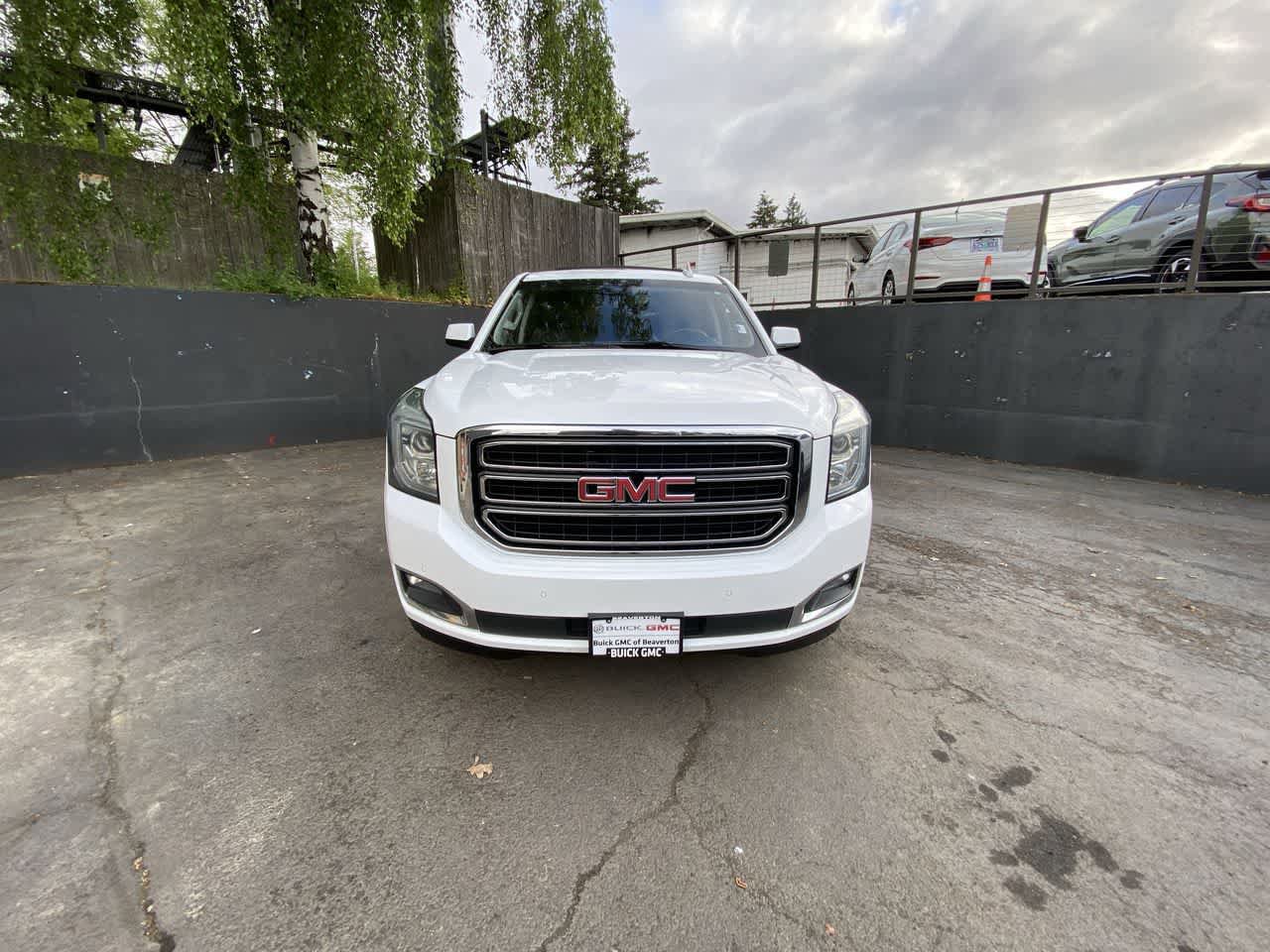 Used 2019 GMC Yukon SLT w/ Open Road Package AWD/4WD image 9