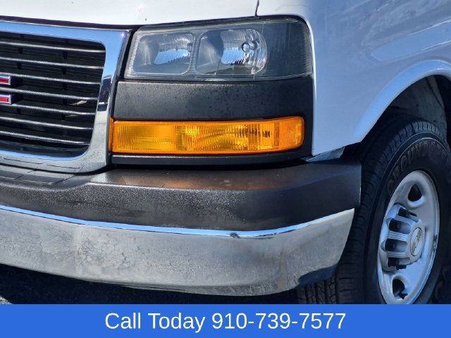 Used 2021 Chevrolet Express 2500 RWD image 9