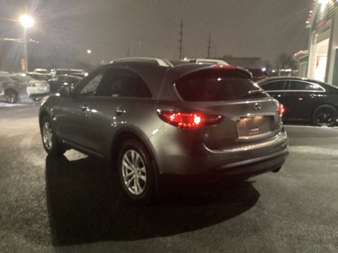 Used 2015 INFINITI QX70 AWD w/ Premium Package image 3