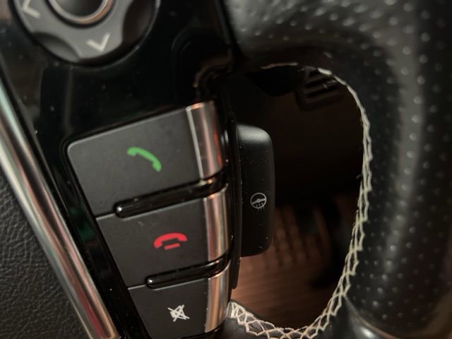 Used 2016 Land Rover LR4 HSE LUX image 42