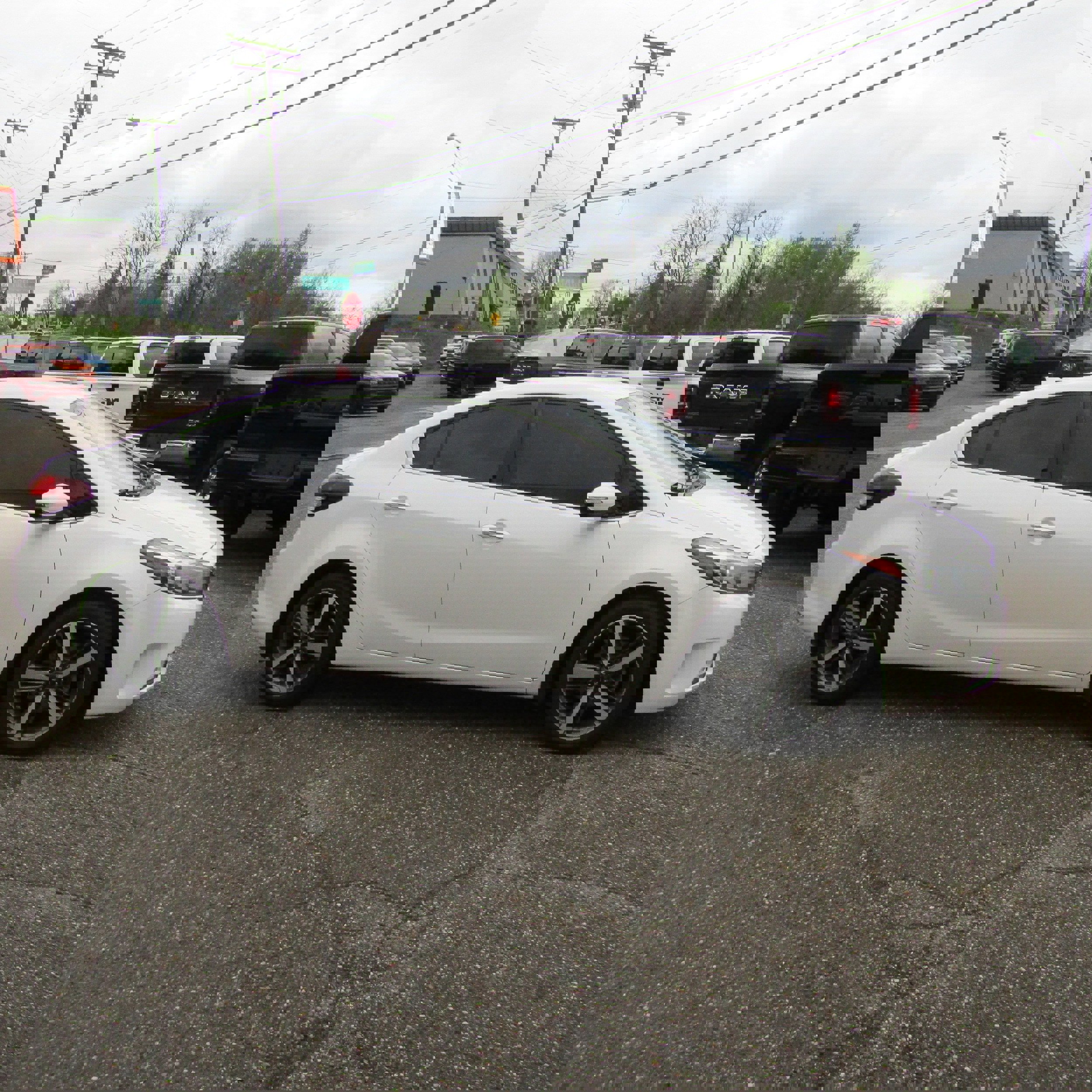 Used 2017 Kia Forte EX image 4