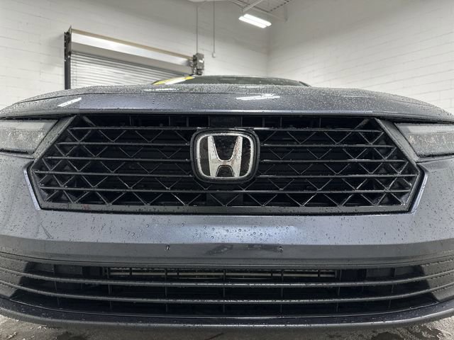 Used 2023 Honda Accord EX image 10