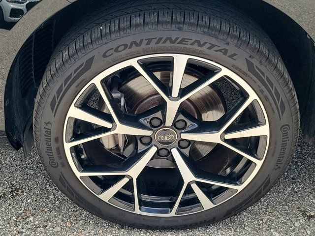 Certified 2026 Audi Q3 quattro 2.0T AWD/4WD image 9