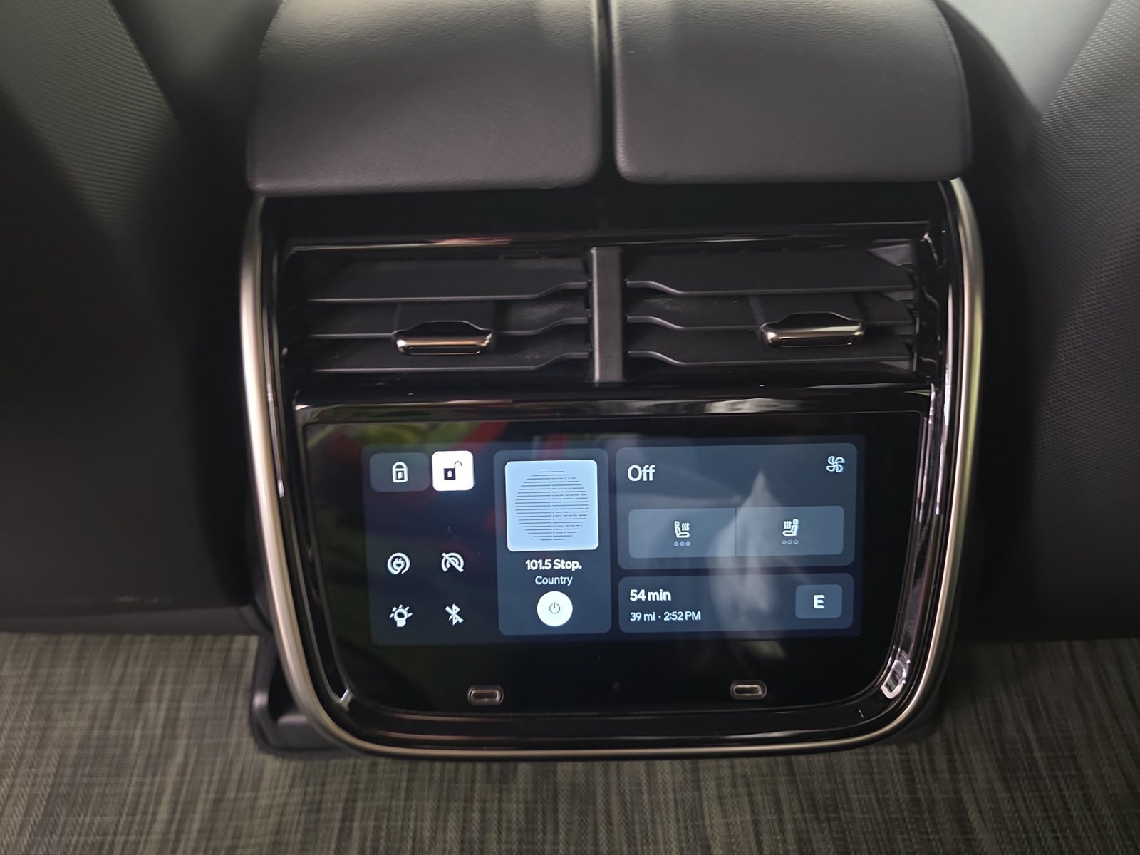 Used 2023 Rivian R1S Adventure Quad AWD/4WD image 30