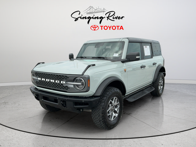 Used 2024 Ford Bronco Badlands AWD/4WD image 3