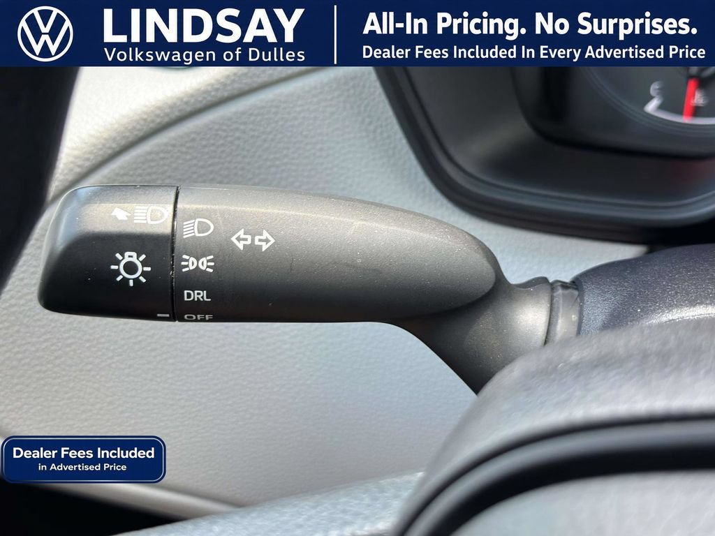 Used 2022 Toyota Corolla Cross L AWD/4WD image 22