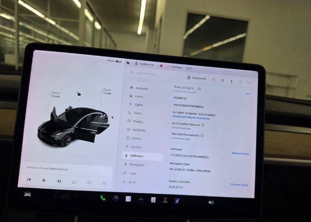 Used 2019 Tesla Model 3 Mid Range RWD image 14