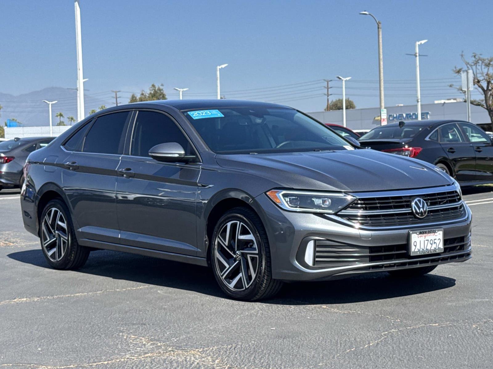 Certified 2023 Volkswagen Jetta SEL image 7