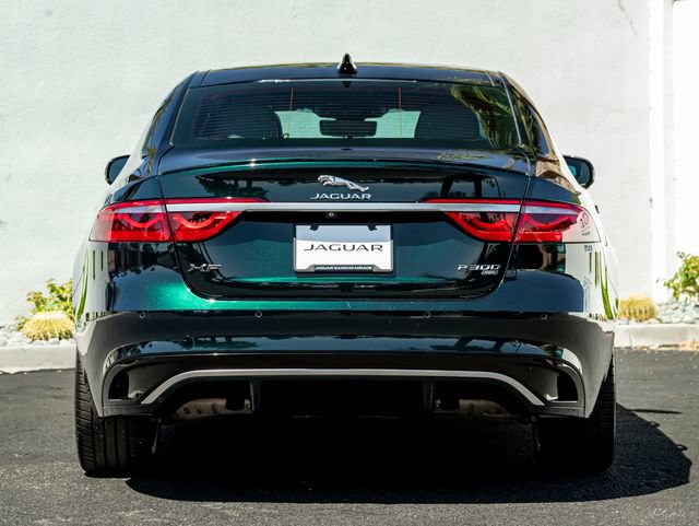 Used 2021 Jaguar XF R-Dynamic SE AWD/4WD image 8
