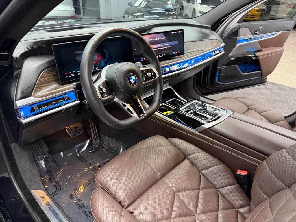 Used 2026 BMW 740i xDrive AWD/4WD image 35