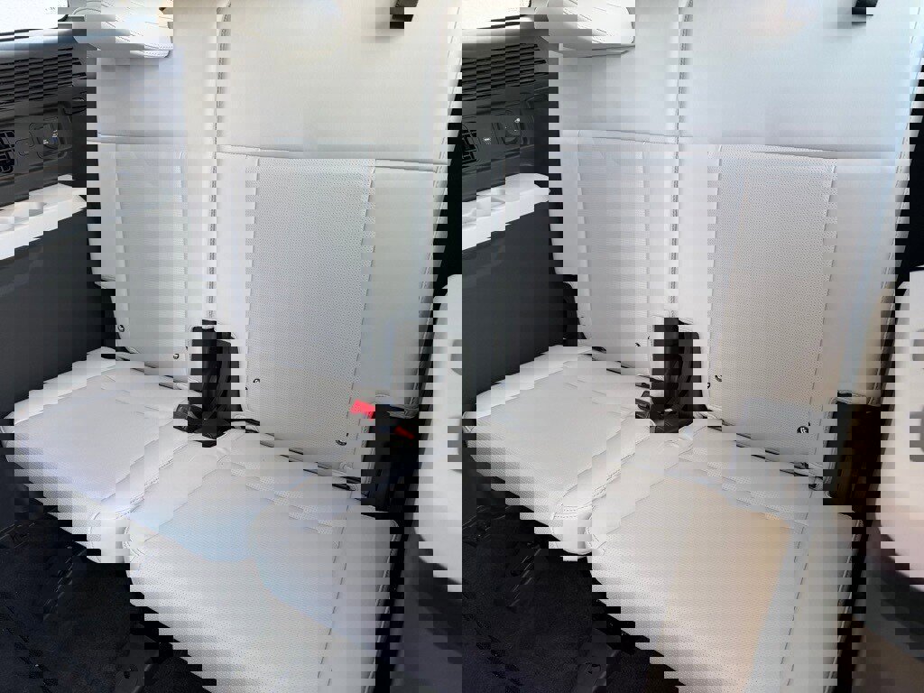 Used 2025 Hyundai Santa Fe Calligraphy image 10