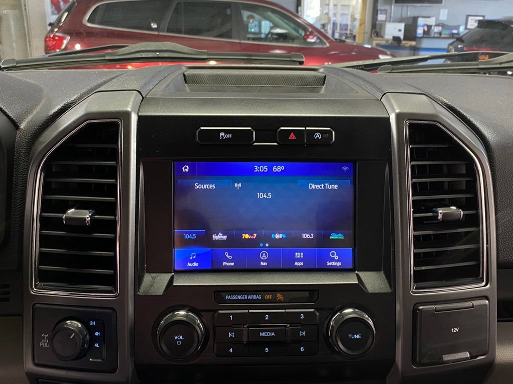 Used 2020 Ford F150 XLT w/ Equipment Group 302A Luxury AWD/4WD image 23