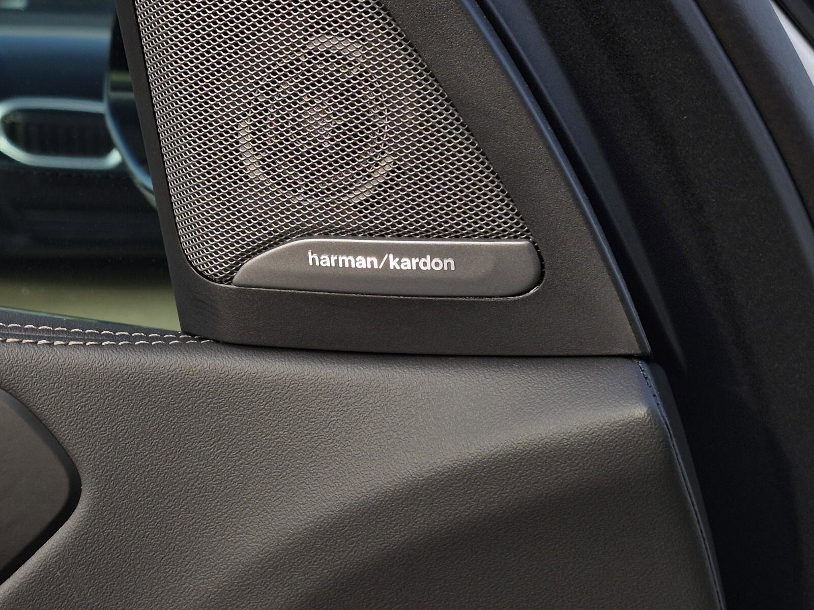 Certified 2025 BMW X7 M60i w/ Climate Comfort Package image 28