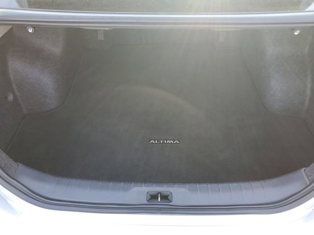Used 2023 Nissan Altima 2.5 SL FWD image 9