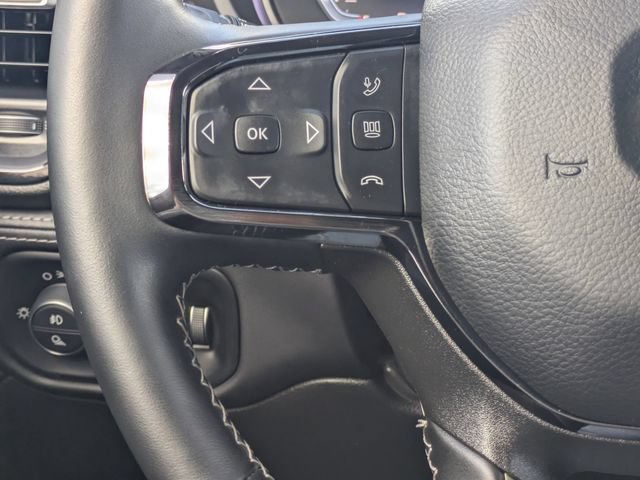 Used 2025 RAM 3500 Limited AWD/4WD image 26