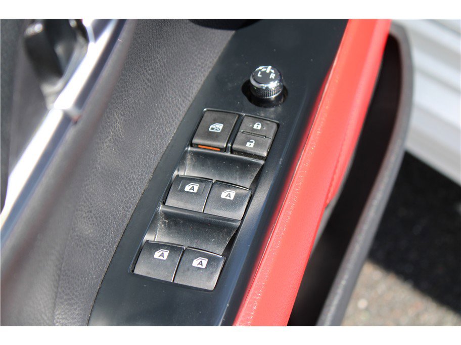 Used 2019 Toyota Camry XSE FWD image 12