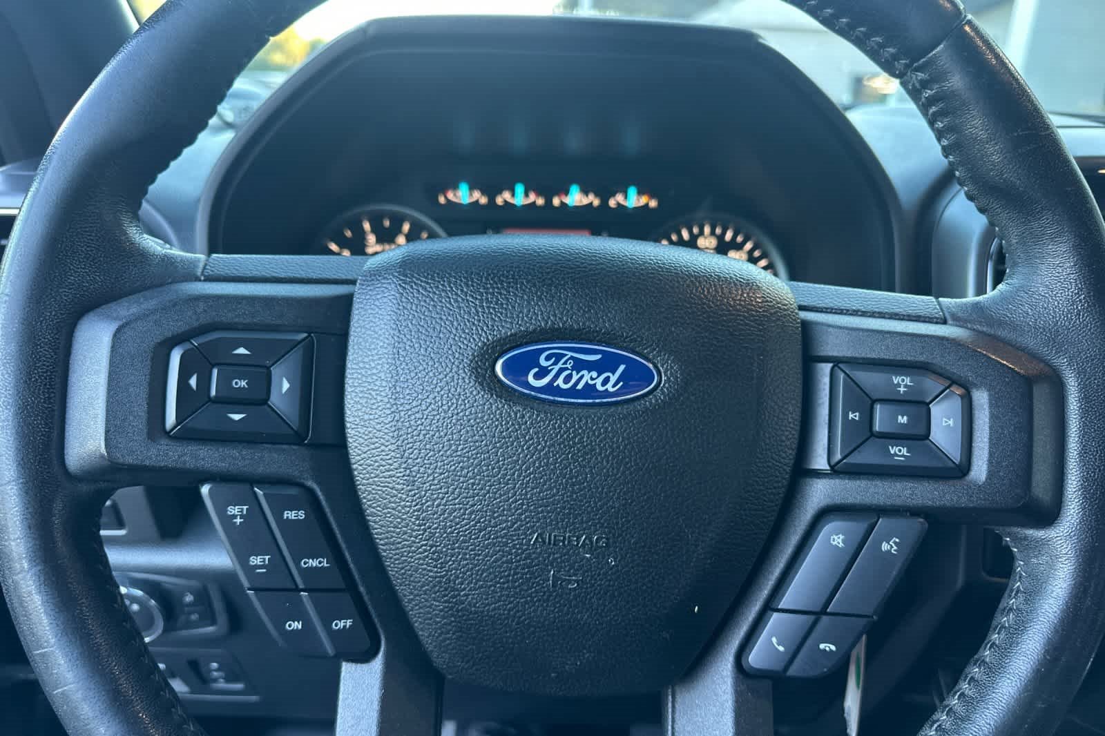 Used 2018 Ford F150 XLT w/ Equipment Group 302A Luxury image 21