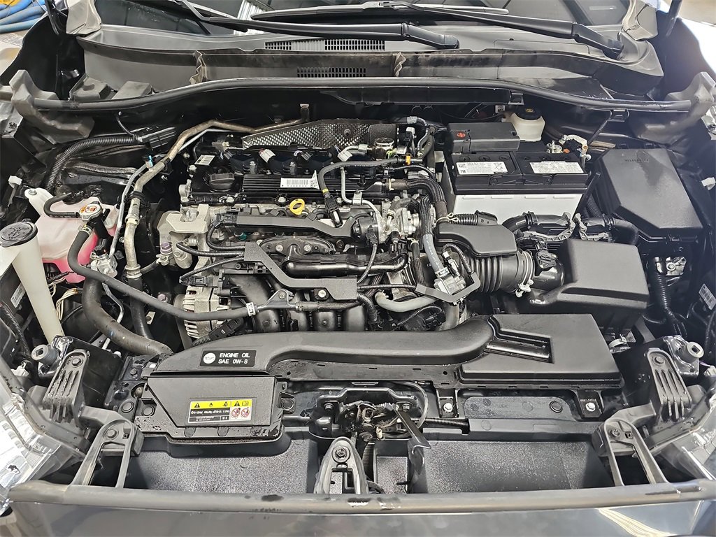 Used 2024 Toyota Corolla Cross LE image 30