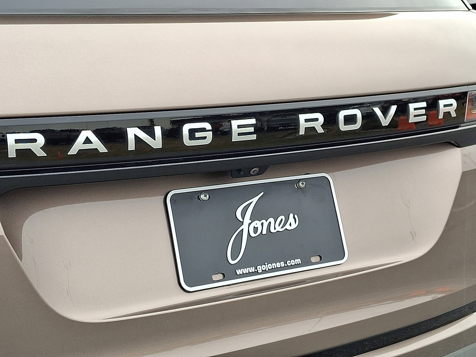 Used 2020 Land Rover Range Rover Evoque SE image 30