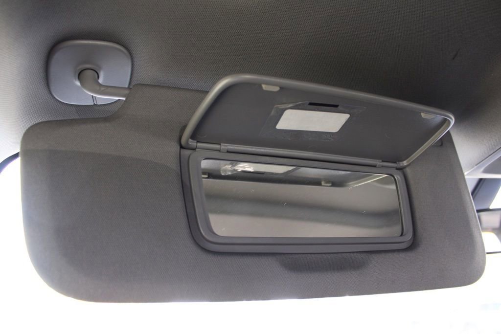 Used 2020 Chevrolet Silverado 1500 LT image 38