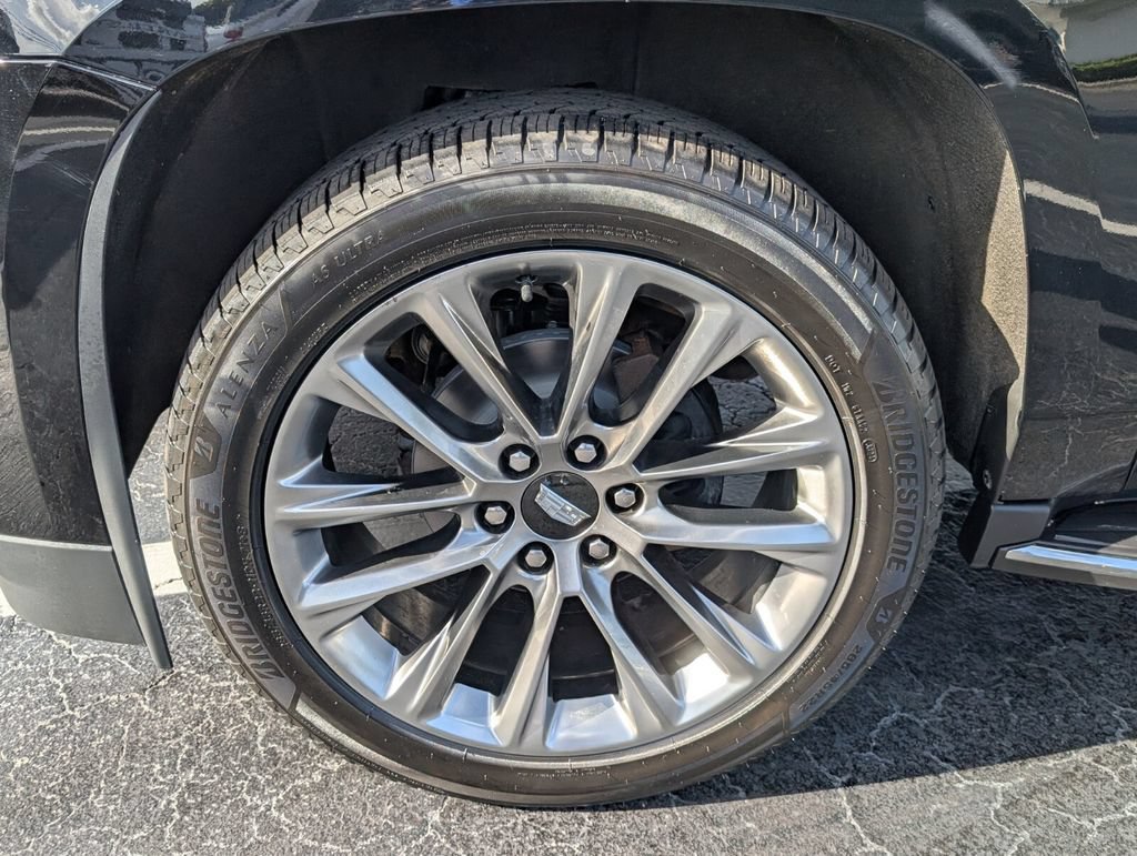 Certified 2020 Cadillac Escalade Luxury w/ Escalade Sport Edition AWD/4WD image 20