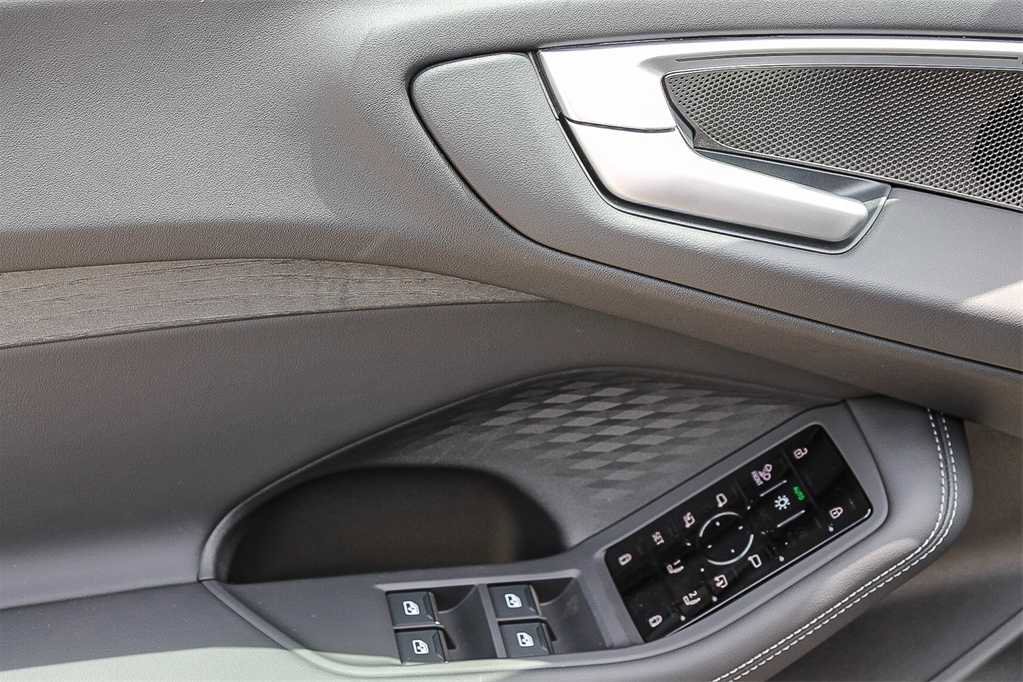 Used 2025 Audi A5 2.0T Premium Plus w/ Premium Plus image 23